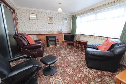 3 bedroom semi-detached house for sale, Derwent Close, Brierley Hill DY5
