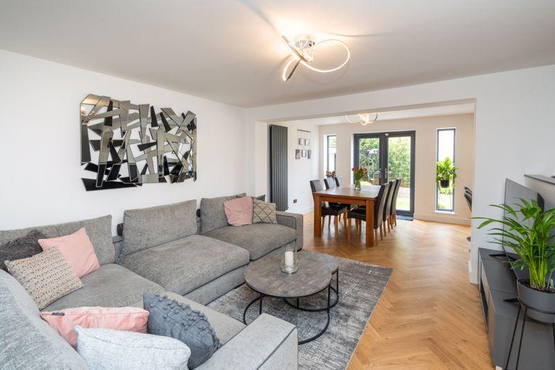 Living/dining/kitchen