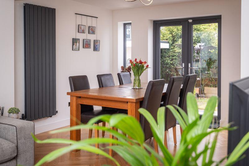 Living/dining/kitchen
