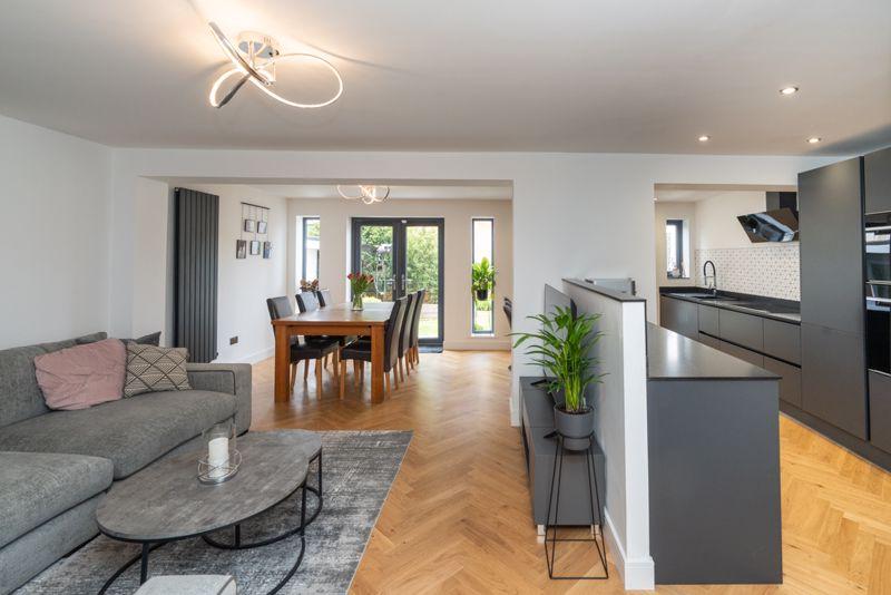 Living/dining/kitchen