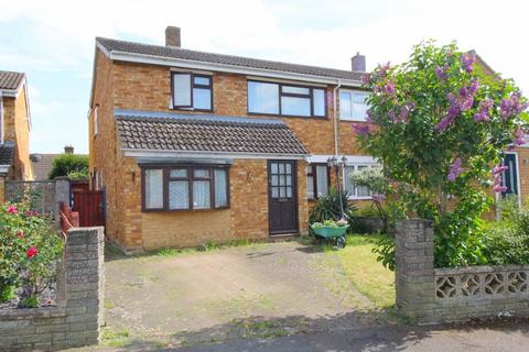 4 bedroom semi-detached house for sale, Leeds Smith Drive, Sandy