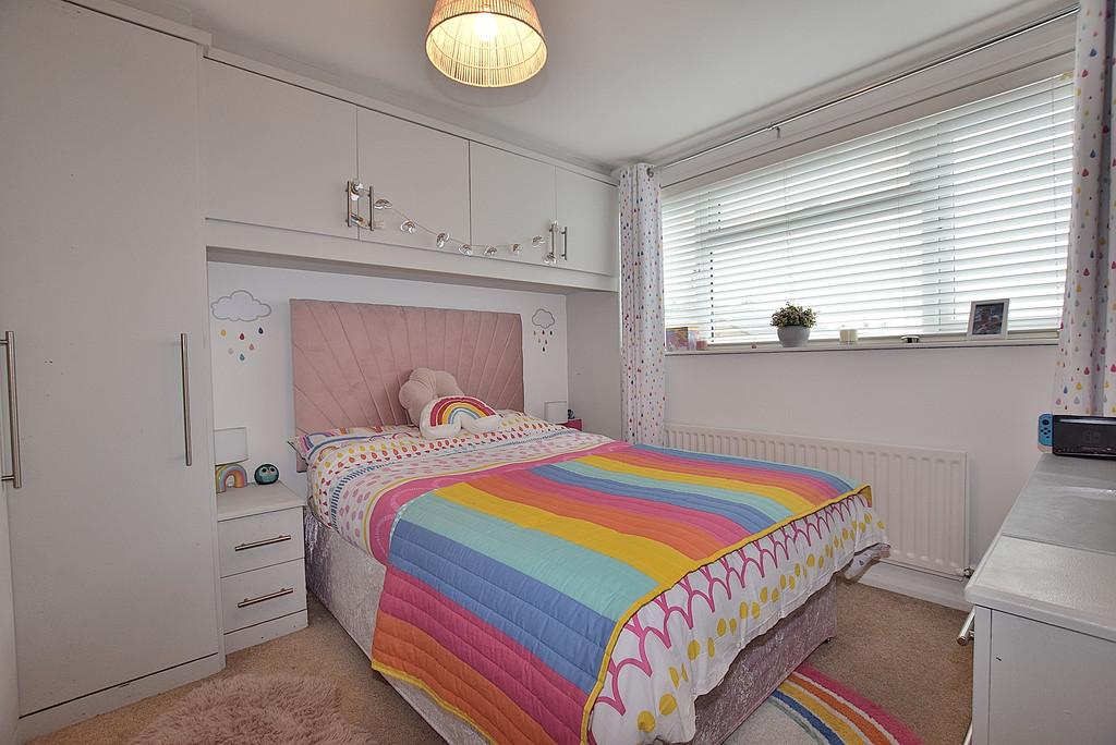 Bed 2 01