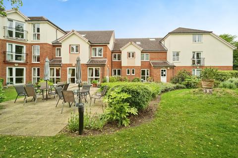 Calverley Court, Ewell KT19