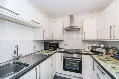 2 bedroom flat for sale, 78 Conway Road, Colwyn Bay LL29