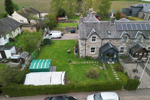 Pitlochry - 3 bedroom end of terrace house for sale