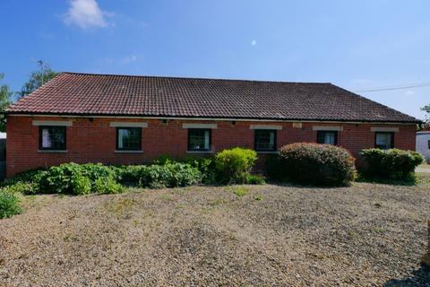 2 bedroom barn conversion to rent, Bramble Byer Headlands Farm, Cricklade, Swindon