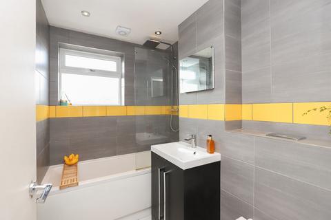 3 bedroom end of terrace house for sale, Mount View Gardens, Sheffield S8