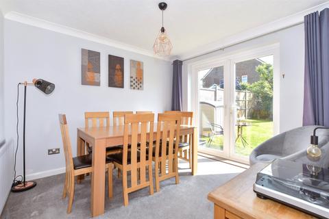 3 bedroom detached house for sale, Gainsborough Drive, Maidstone, Kent