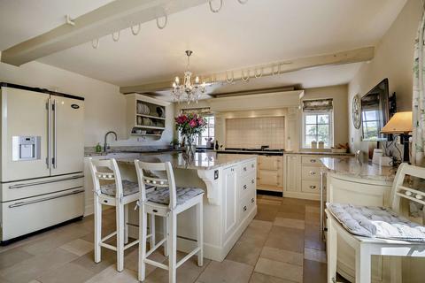 5 bedroom equestrian property for sale, Netherton Lane, Stourport-On-Severn DY13