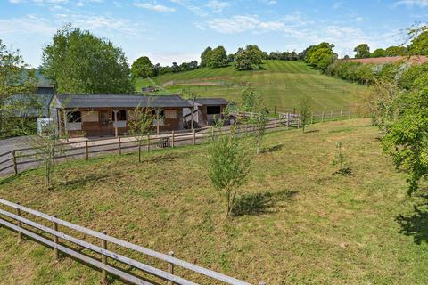 5 bedroom equestrian property for sale, Netherton Lane, Stourport-On-Severn DY13
