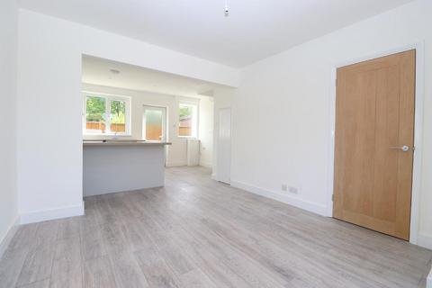 4 bedroom semi-detached house for sale, Chester Avenue, Challney, Luton, Bedfordshire, LU4 9SF