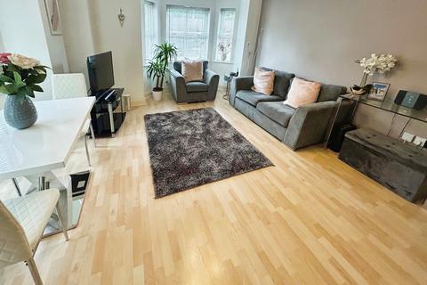 1 bedroom flat to rent, Olive Shapley Avenue, Manchester, M20