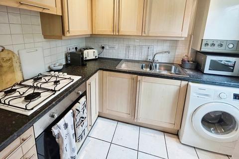 1 bedroom flat to rent, Olive Shapley Avenue, Manchester, M20