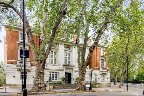 2 bedroom flat to rent, Rosebery Avenue, Clerkenwell, London, EC1R