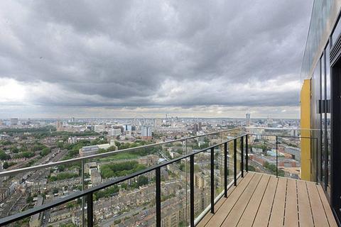 3 bedroom flat to rent, St Gabriel Walk, Elephant and Castle, SE1