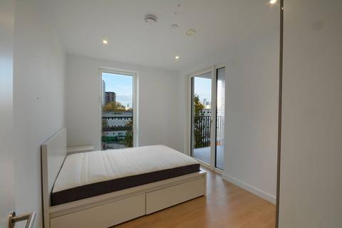 2 bedroom flat to rent, Elephant and Castle, Elephant and Castle, London, SE17