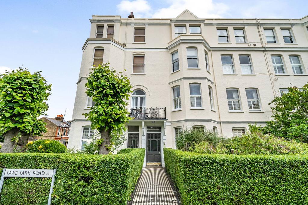 Disraeli Gardens, Putney, London, SW15 2 bed flat for sale £850,000