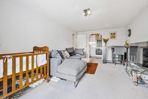 2 bedroom apartment for sale, Ruskin, Henley Road, Caversham
