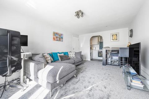 4 Ruskin, Caversham, Reading, RG4 6LE