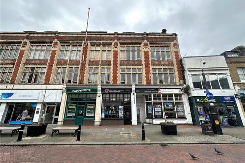 2 bedroom flat for sale, High Street, Rochester, Kent, ME1