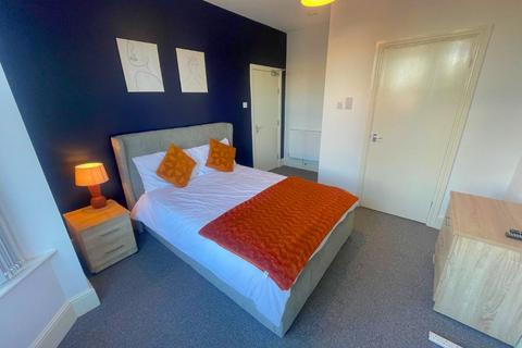 undefined, Room 1, 154 Grimsby Road