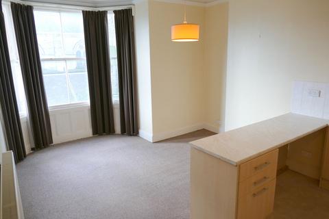 2 bedroom flat to rent, 16 Albion Road
