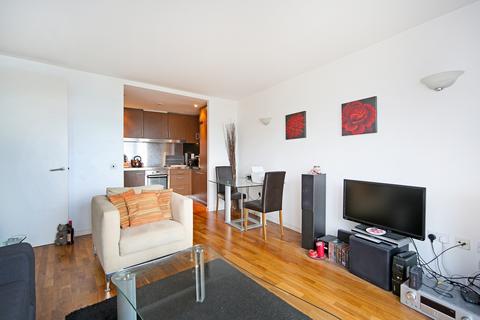 1 bedroom flat to rent, New Providence Wharf, 1 Fairmont Avenue, London, E14