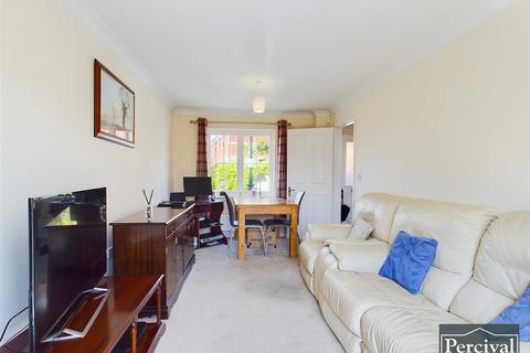 3 bedroom end of terrace house to rent, Nonancourt Way, Earls Colne, Colchester, Essex, CO6