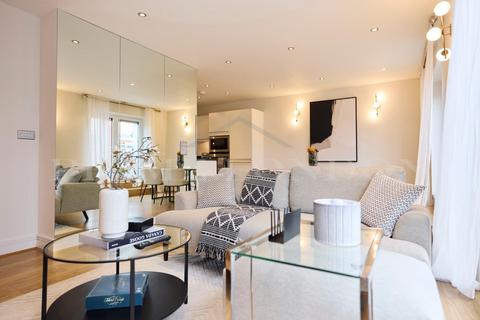 2 bedroom penthouse for sale, Lurline Gardens, Battersea, London