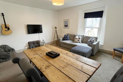 undefined, Dartmouth