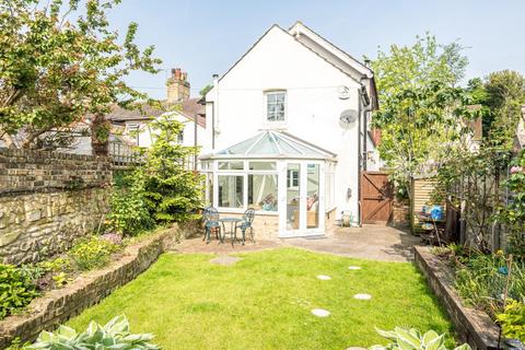 4 bedroom end of terrace house for sale, Rochester Road, Aylesford