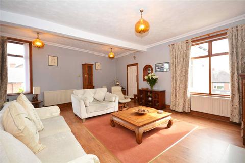 3 bedroom apartment for sale, Sandbed Lane, Leeds, West Yorkshire