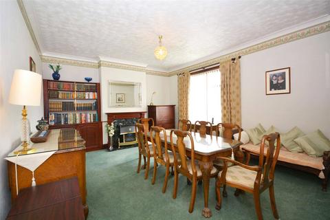 3 bedroom apartment for sale, Sandbed Lane, Leeds, West Yorkshire