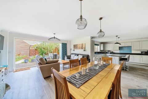 4 bedroom detached house for sale, Barley House, Middleton, Market Harborough