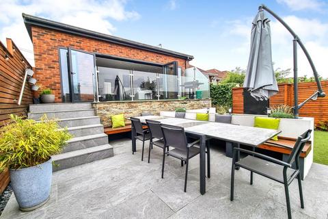 39 Kinson Avenue, Poole, BH15 3PH