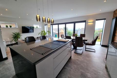 39 Kinson Avenue, Poole, BH15 3PH