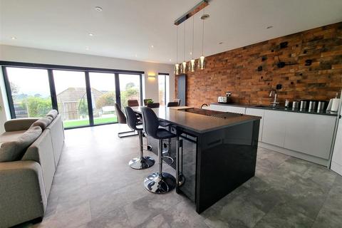 39 Kinson Avenue, Poole, BH15 3PH