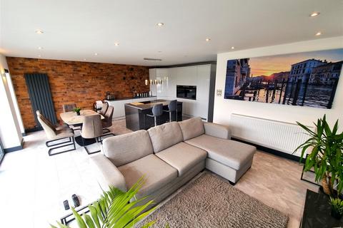 39 Kinson Avenue, Poole, BH15 3PH