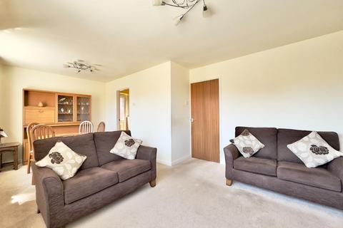 12 Elstead Close, Barugh Green, Barnsley, S75 1NB