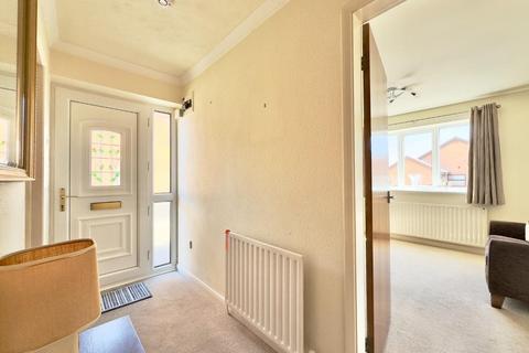 12 Elstead Close, Barugh Green, Barnsley, S75 1NB