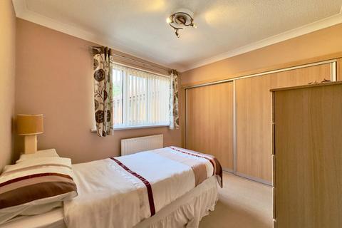 12 Elstead Close, Barugh Green, Barnsley, S75 1NB