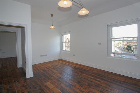 1 bedroom apartment to rent, 22-24 High Street, Newmarket CB8