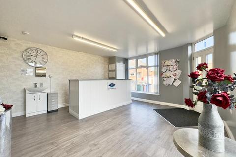 1 Bence Lane, Darton, Barnsley, S75 5NX