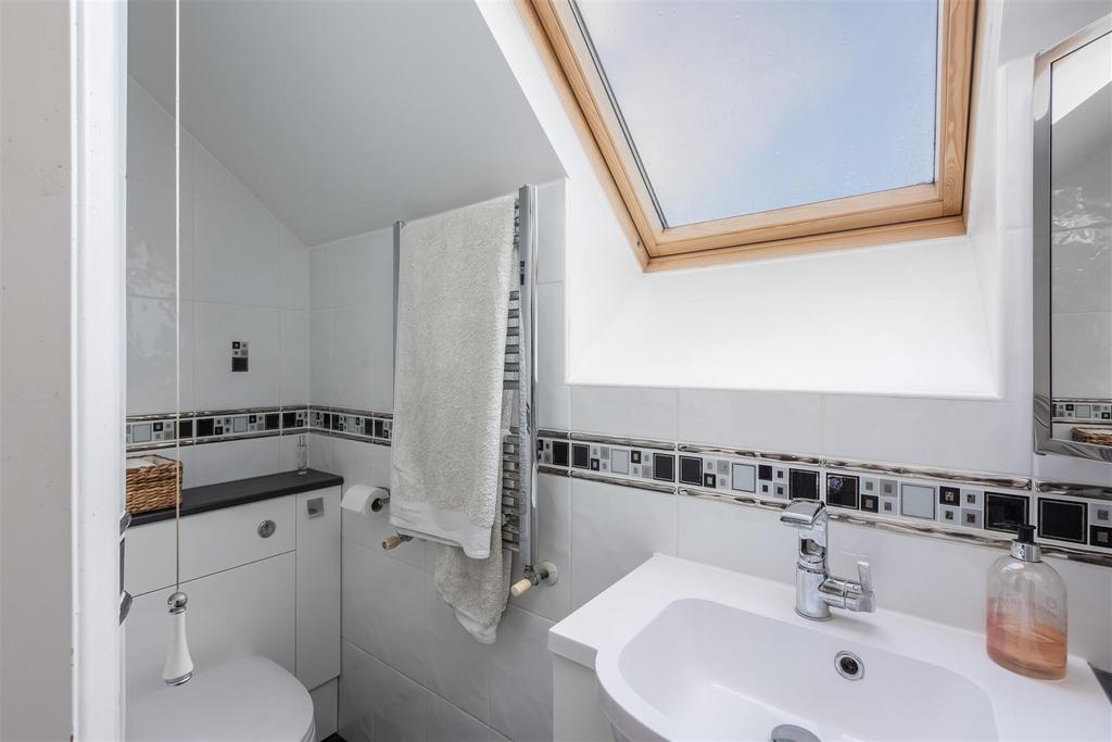 Pandora Shower Room-2.jpg
