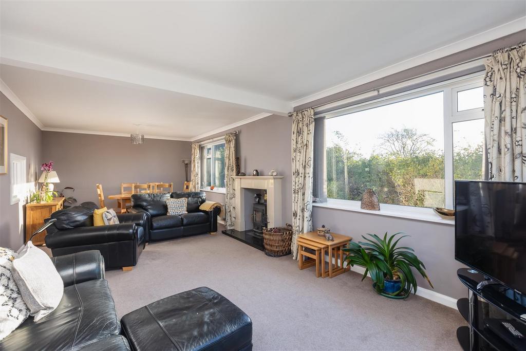 Pandora Sitting Room-3.jpg