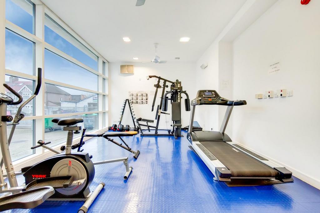 7 Communal Gym-0.jpg