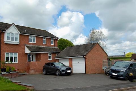 4 bedroom detached house for sale, Lockyer Crescent, Tiverton EX16