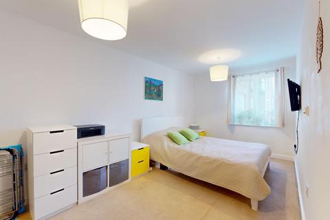 2 bedroom flat for sale, Phoenix Court, Black Eagle Drive, Northfleet, Gravesend, DA11 9AQ