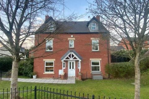 5 bedroom detached house to rent, Popham Close, Tiverton EX16