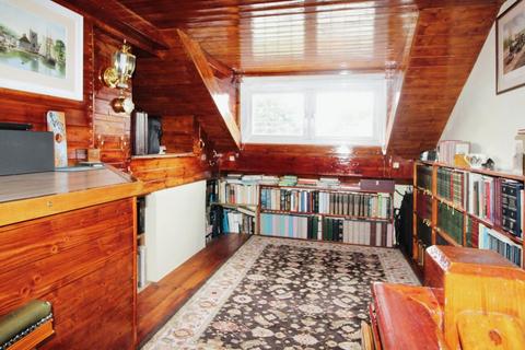 3 bedroom cottage for sale, Stanpit, Christchurch